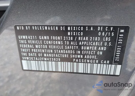 2015 Volkswagen Jetta 2.0L S z USA, uszkodzony, nr VIN 3VW2K7AJ2FM423829